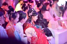 河池汉服模特兼职(想做汉服模特去哪里找)