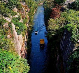 河池附近旅游(附近旅游年票办理点)