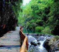 河池周边旅游(周边旅游景区哪里好玩)