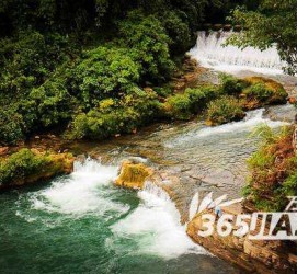 河池去哪里旅游好(七月八月去哪里旅游好)