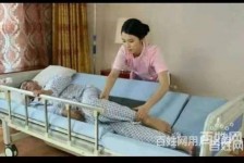 河池郑州陪护工伴游司机雇用(郑州陪护工伴游司机雇用德律风)