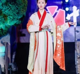 河池汉服模特是哪种兼职的吗(网上雇用古拆汉服模特可信吗)