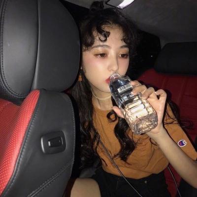 河池伴游玩耍享受异国风情的美妙光阴