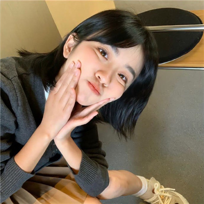 河池商务伴游如何提升自己的语言能力
