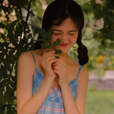 河池伴游女生柳如烟的资料