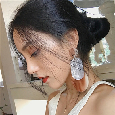 河池伴游女生张悦然的资料