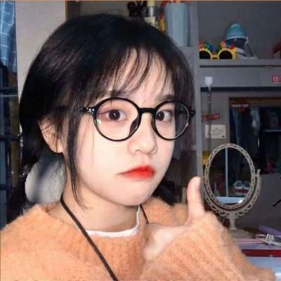 河池伴游女生荣晴的资料
