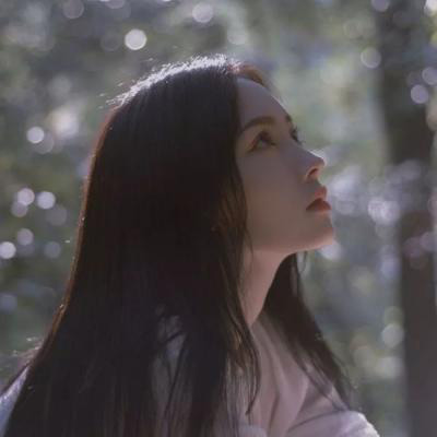 河池伴游女生秦鹿鸣的资料