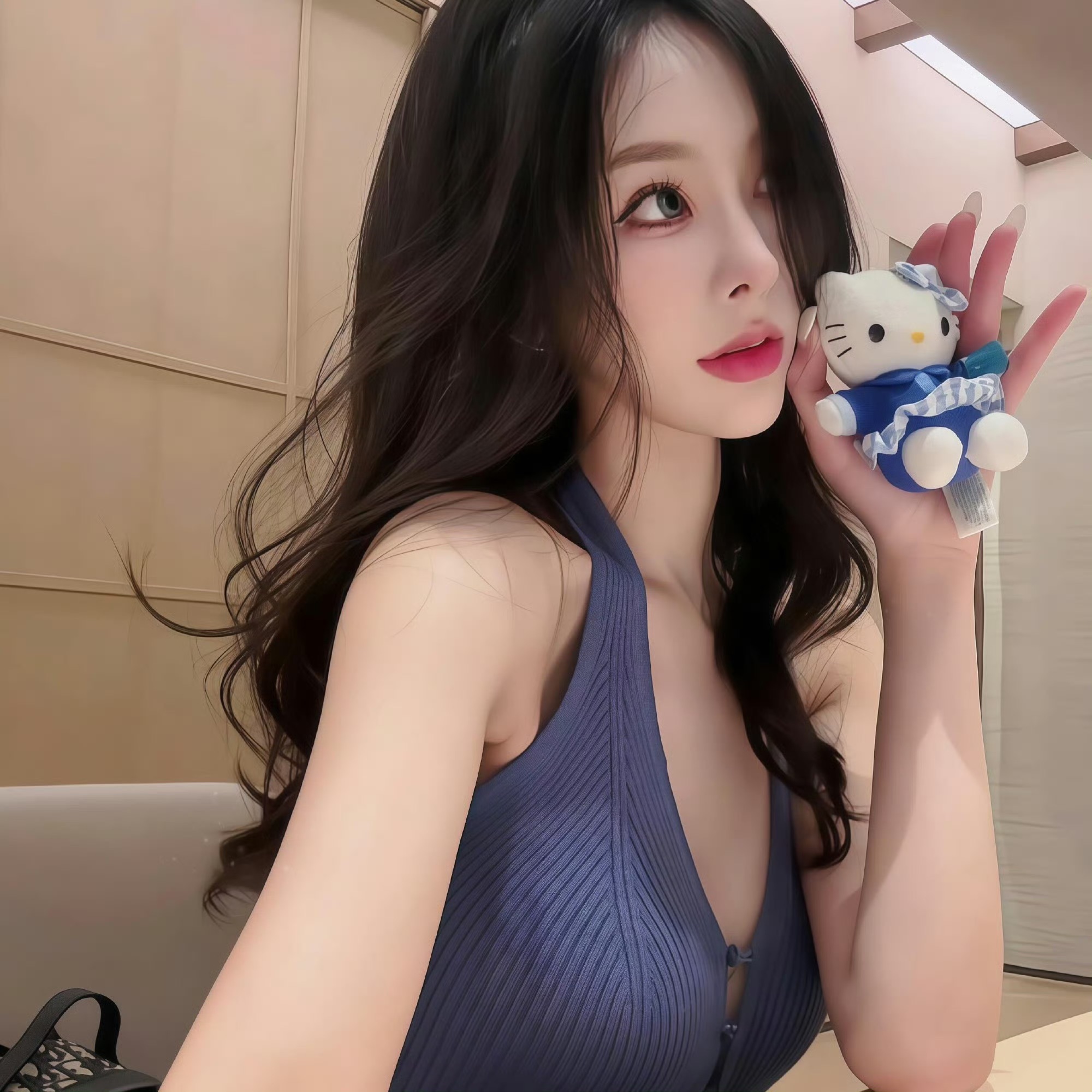 河池伴游女生鹿小婷的资料