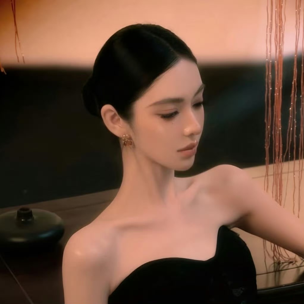 河池伴游女生 | Emily的资料